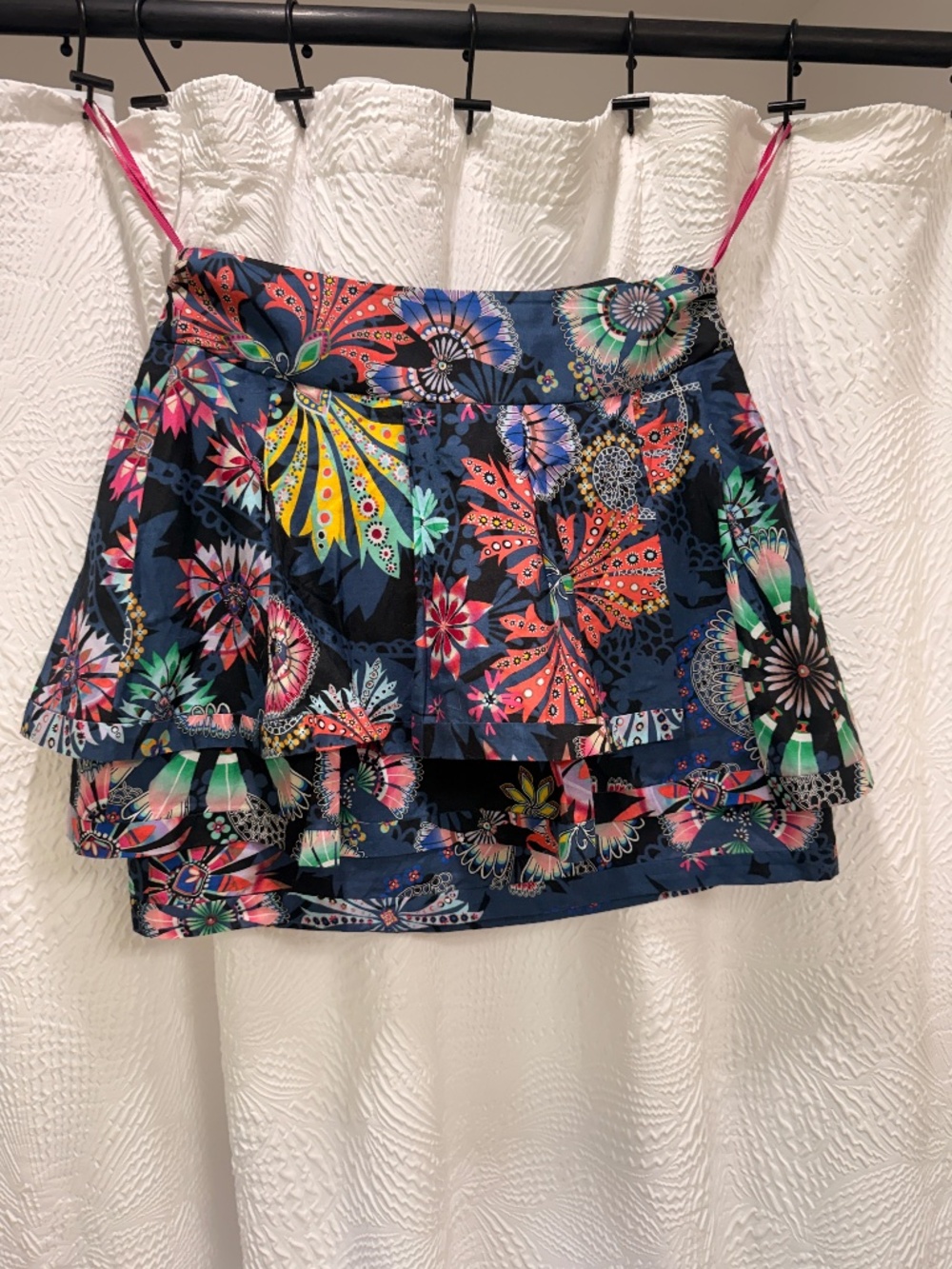 STUNNING Silk Floral Mini Skirt, size 4, Leifsdottir, $29
